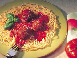 Traditional Spaghetti and Meatballs