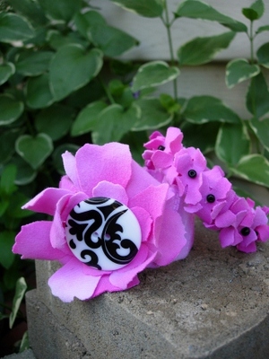 Pink Flower Water Bottle Bracelets