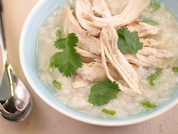 Chinese style Rice Soup with Chicken and Ginger