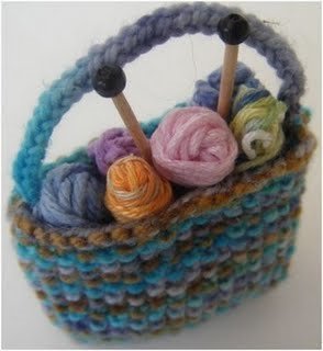 Miniature Knitting Bag Pattern | AllFreeKnitting.com