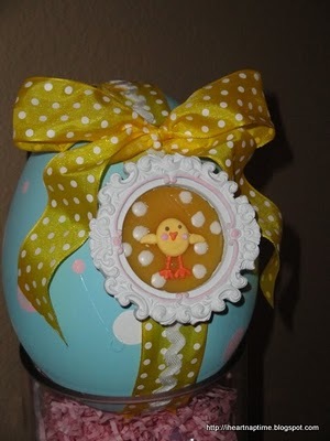 Decorative Polka Dot Easter Egg