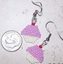 Brick Stitch Cupcakes