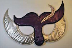 Quilted Mardi Gras Cat Mask Wall Hanging Quilted Mardi Gras Cat Mask Wall Hanging