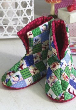 Quilted Christmas Booties