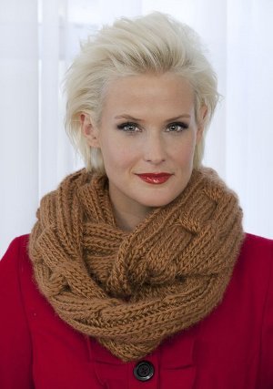 Knot Your Grandma's Cowl Knot Your Grandma's Cowl