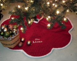 Quilted Velvet Christmas Tree Skirt with Video Tutorial