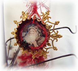 Decorative Bottle Cap Ornament