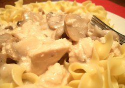 Slow Cooker Chicken Stroganoff