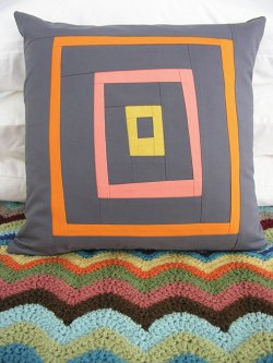 Free-Form Log Cabin Pillow Free-Form Log Cabin Pillow