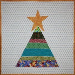 Scrappy String Christmas Tree Table Topper