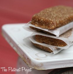 Homemade Peanut Butter Larabars