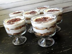 Copycat Bailey's Tiramisu Parfaits