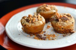 Butterfinger Cheesecake Bites