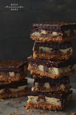 Rolo Cheesecake Bars