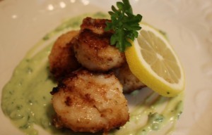 Scallops with Buttercream Avocado Sauce