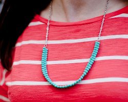 Super Easy Turquoise Bead Necklace Super Easy Turquoise Bead Necklace