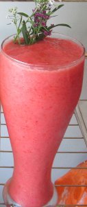 Strawberry Banana Kombucha Frostie