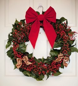 Cheap Wire Holiday Wreath