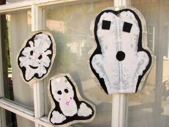 Splotchy Symmetry Spectres