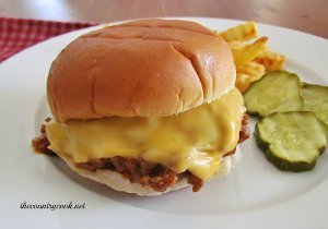 Traditional Slow Cooker Sloppy Joes