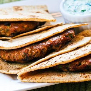 Grilled Turkey Burgers with Yogurt Sauce