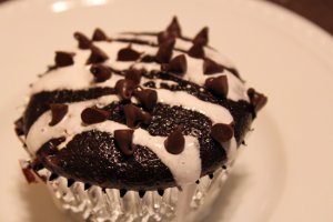 Guilt-Free Ooey Gooey Chocolate Cupcakes with Marshmallow Frosting