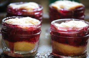 Mason Jar Cherry Pies