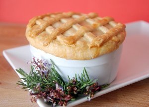 Cinnamon Pumpkin, Squash, Yam, and Cheddar Pot Pie