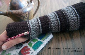 4 Homemade Wrist Warmer Crochet Patterns