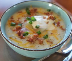 Slow Cooker Baked Potato Soup