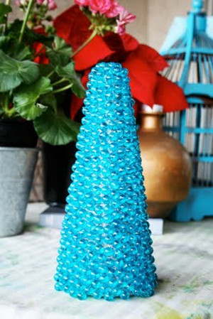 Push Pin Christmas Tree