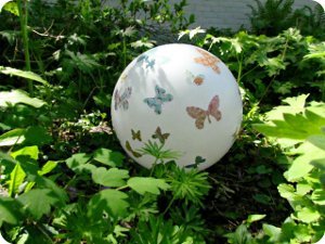 Butterfly Garden Globe