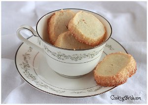 Simple Vanilla Cookies