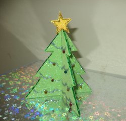 Glitter Paper Christmas Tree Allfreechristmascrafts Com