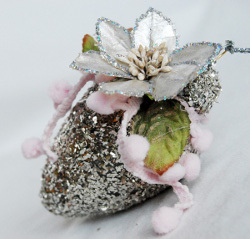 Glittery Wallflower Ornament