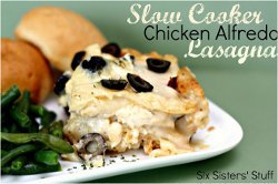 Slow Cooker Chicken Alfredo Lasagna