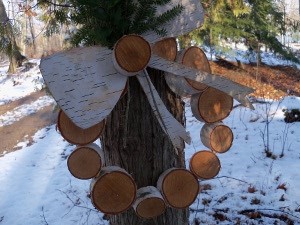 How to Make a Birch Bark Wreath