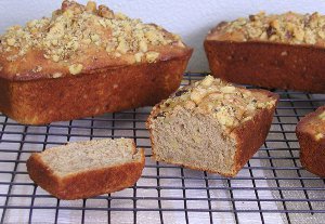 Homemade Banana Nut Bread