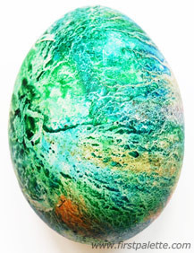 Melted Crayon Easter Egg Coloring