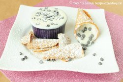Copycat Skinny Cannoli Dip