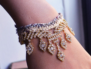 One-Hour Rhinestone Friendship Bracelet