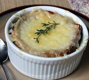 Classic Slow Cooker French Onion Soup