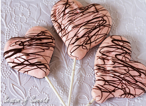 Meringue Heart Pops