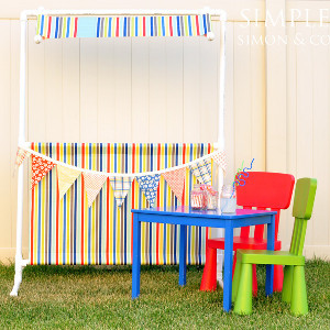 Summer Living Lemonade Stand