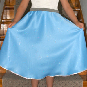 Simple Circle Skirt in Minutes