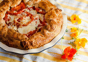 Honey Tomato Cheddar Pie