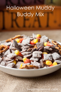 Halloween Muddy Buddy Mix