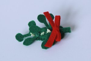 Mistletoe Hairclip for Baby