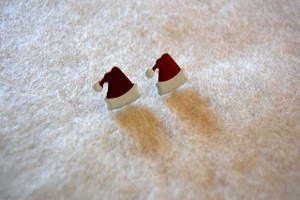 The Easiest Christmas Earrings You Will Ever Make