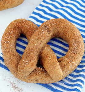 Homemade Auntie Anne's Soft Pretzels
